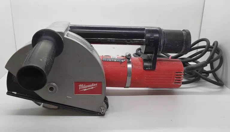 BRUZDOWNICA MILWAUKEE WCE 30 - 1500W