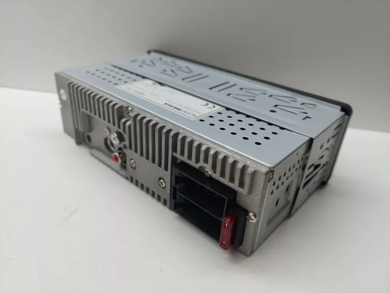 RADIO SAMOCHODOWE AUDIOMEDIA AMR417BT