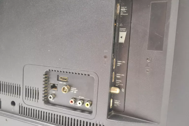 tv-thomson-43uc6306-pilot-przekatna-ekranu-cale-43