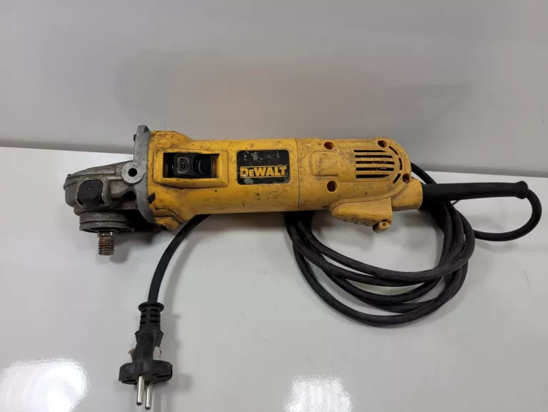 SZLIFIERKA DEWALT D28132C