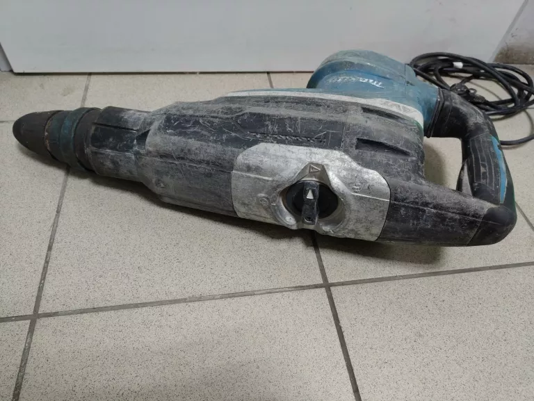 mlot-udarowo-obrotowy-makita-hr5212c-walizka-kod-producenta-m-hr5212c