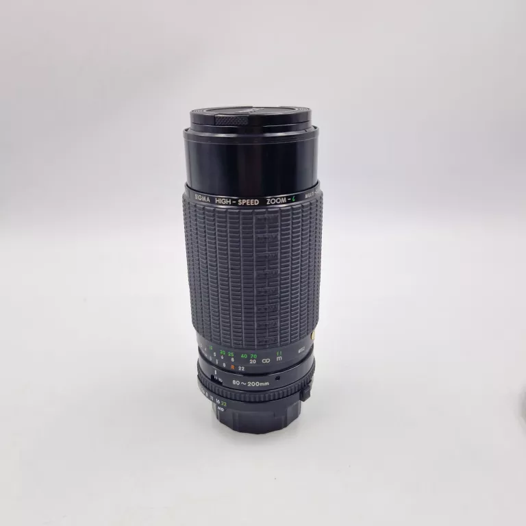 OBIEKTYW SIGMA HIGH-SPEED ZOOM MC 1:3,5-4 80MM - 200MM