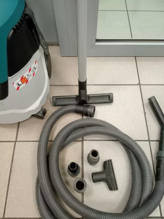 ODKURZACZ PRZEMYSŁOWY MAKITA VC2512L ZESTAW