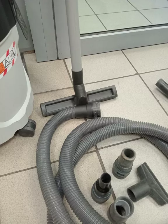 ODKURZACZ PRZEMYSŁOWY MAKITA VC2512L ZESTAW