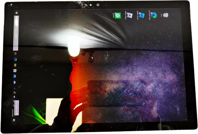TABLET MICROSOFT SURFACE PRO 4 12,3" 4 GB / 128 GB SZARY PĘKNIĘTY