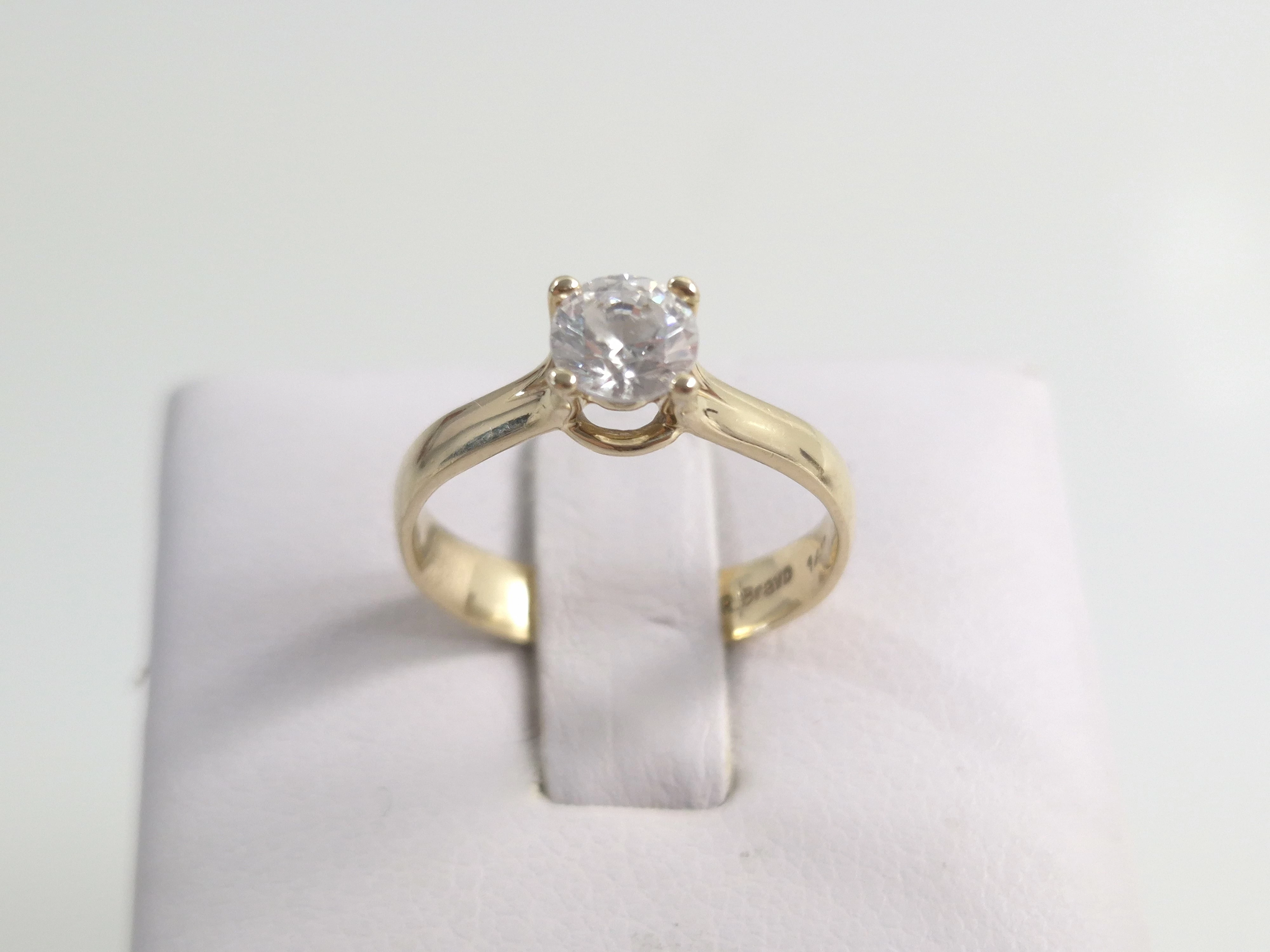 zloty-pierscionek-p585-250g-r11-material-15835-2