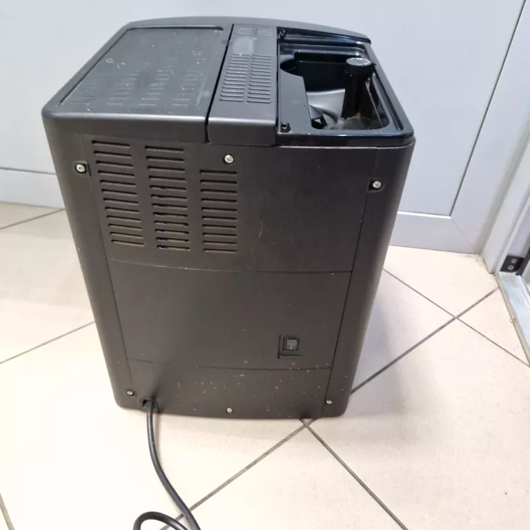 AUTOMATYCZNY EKSPRES CIŚNIENIOWY DE'LONGHI ESAM 2600 1450 W CZARNY