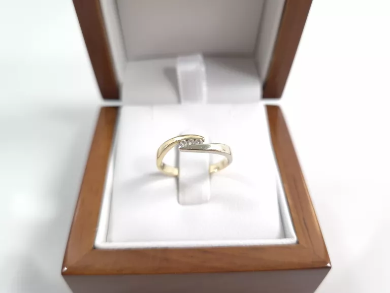 zloty-pierscionek-z-cyrkoniami-585-193g-r11-ean-gtin-5901050601146