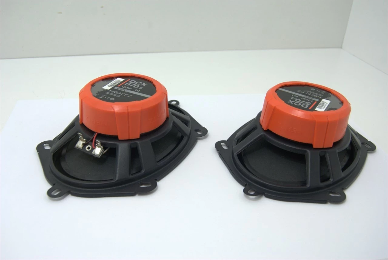 glosniki-samochodowe-dwudrozne-hertz-dcx-5703-konstrukcja-dwudrozne