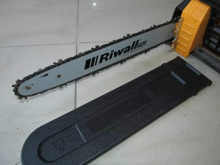 PIŁA ELEKTRYCZNA RIWALL RECS 2440E