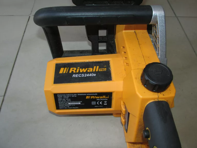 PIŁA ELEKTRYCZNA RIWALL RECS 2440E