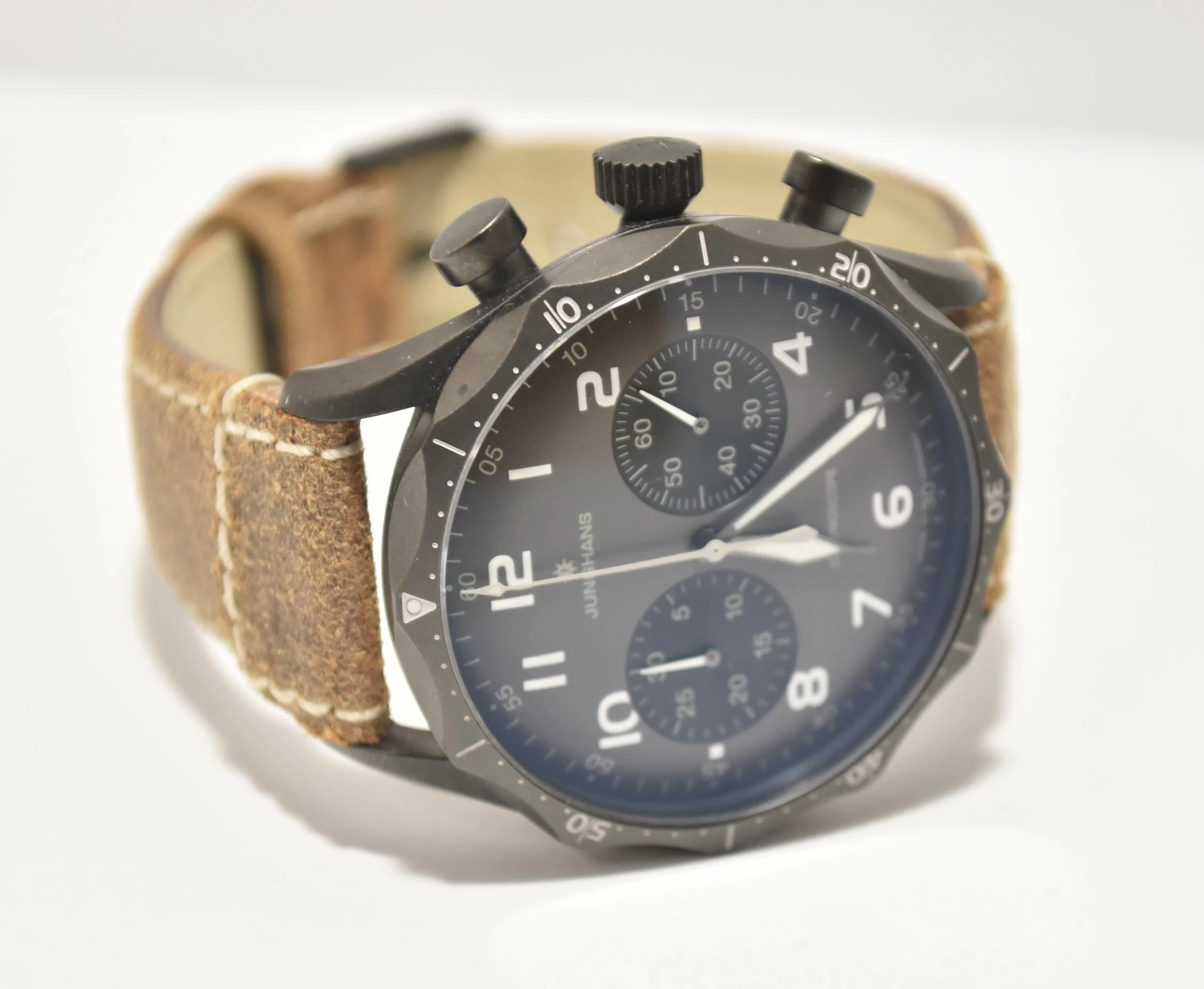 zegarek-junghans-meister-pilot-automatic-chronograph-mechanizm-automatyczny