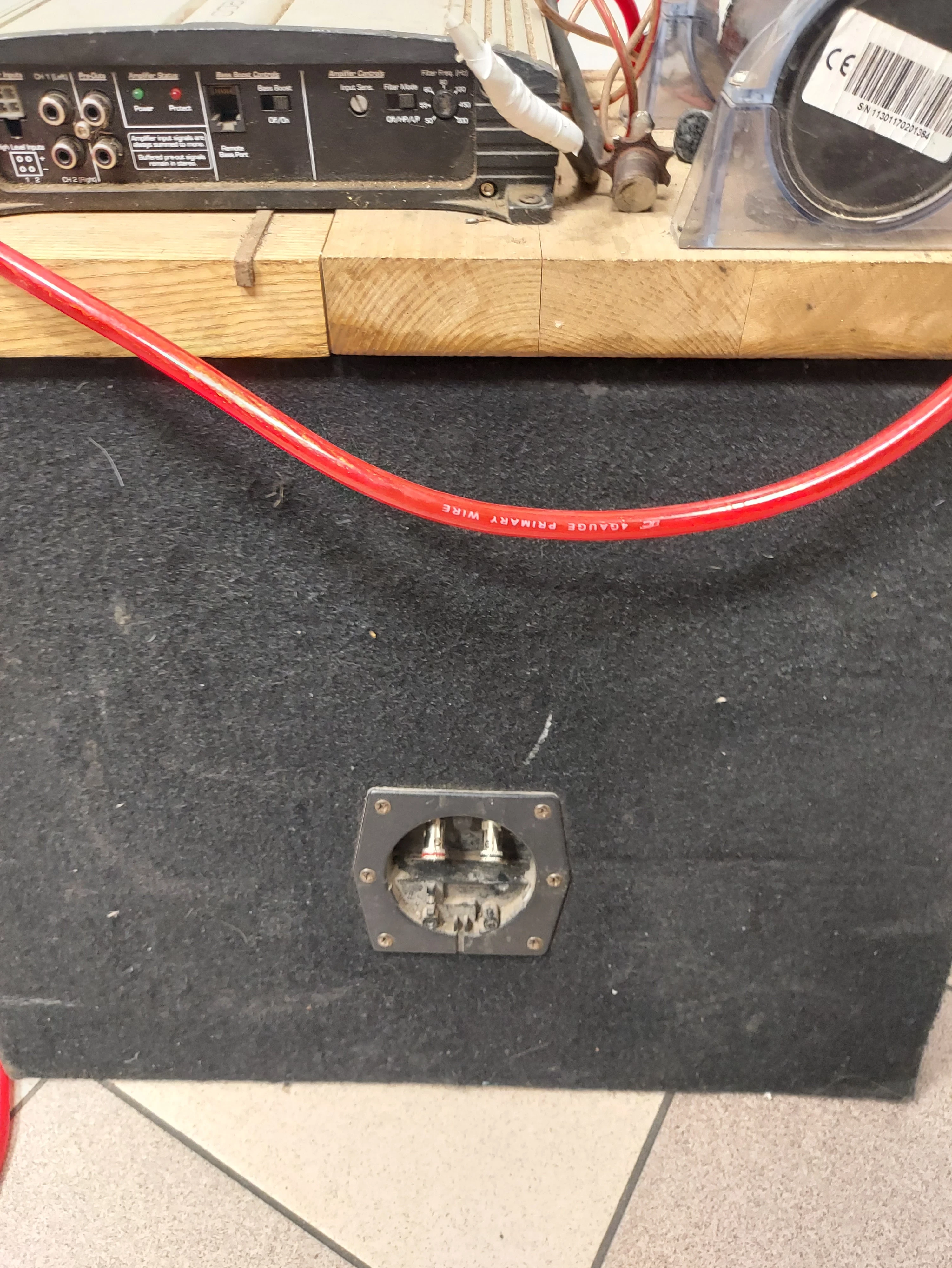 tuba-hifonics-titan-wzmacniacz-marka-hifonics