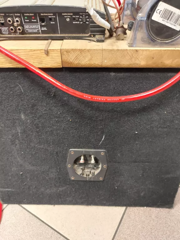 tuba-hifonics-titan-wzmacniacz-marka-hifonics