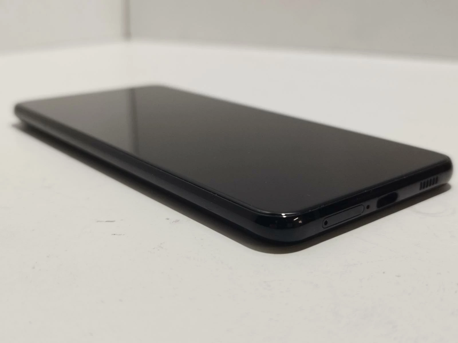 telefon-samsung-galaxy-s21-5g-8128gb-kolor-czarny