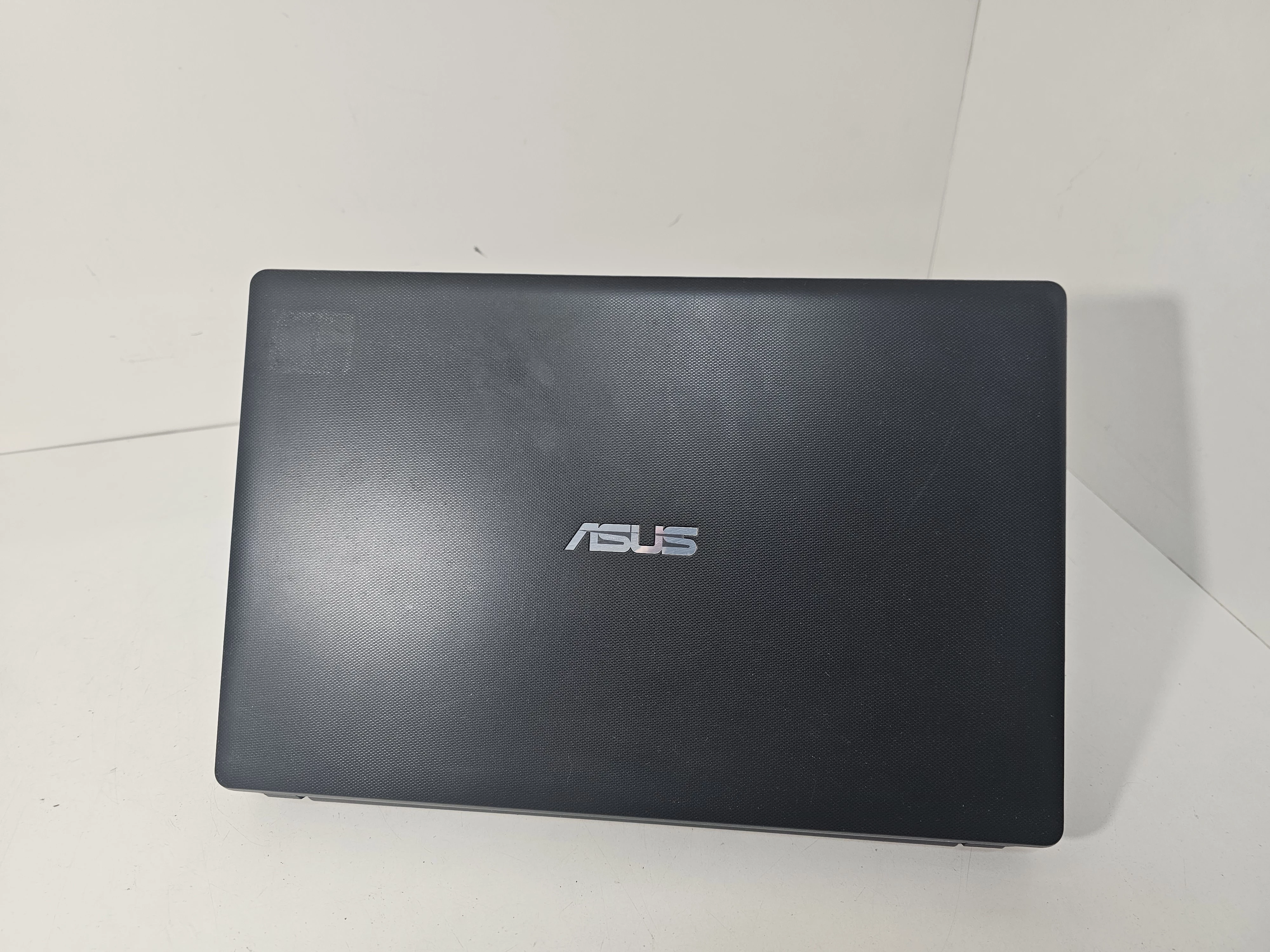 laptop-asus-f551m-typ-dysku-twardego-hdd