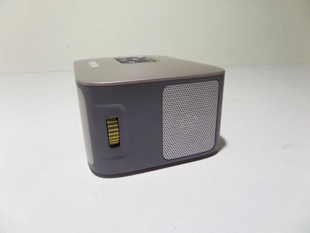 mini-projektor-owlenz-sd40-technologia-wyswietlania-led