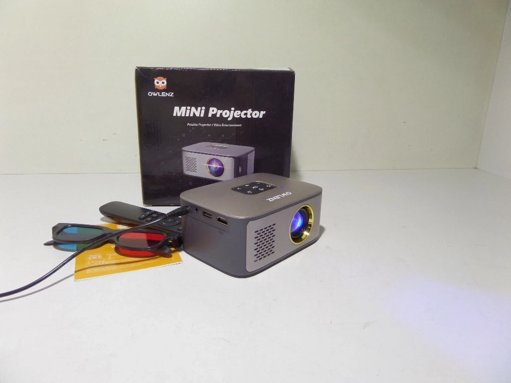 mini-projektor-owlenz-sd40-stan-uzywany