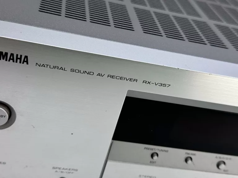 amplituner-yamaha-rx-v357-z-pilotem-system-dzwieku-51