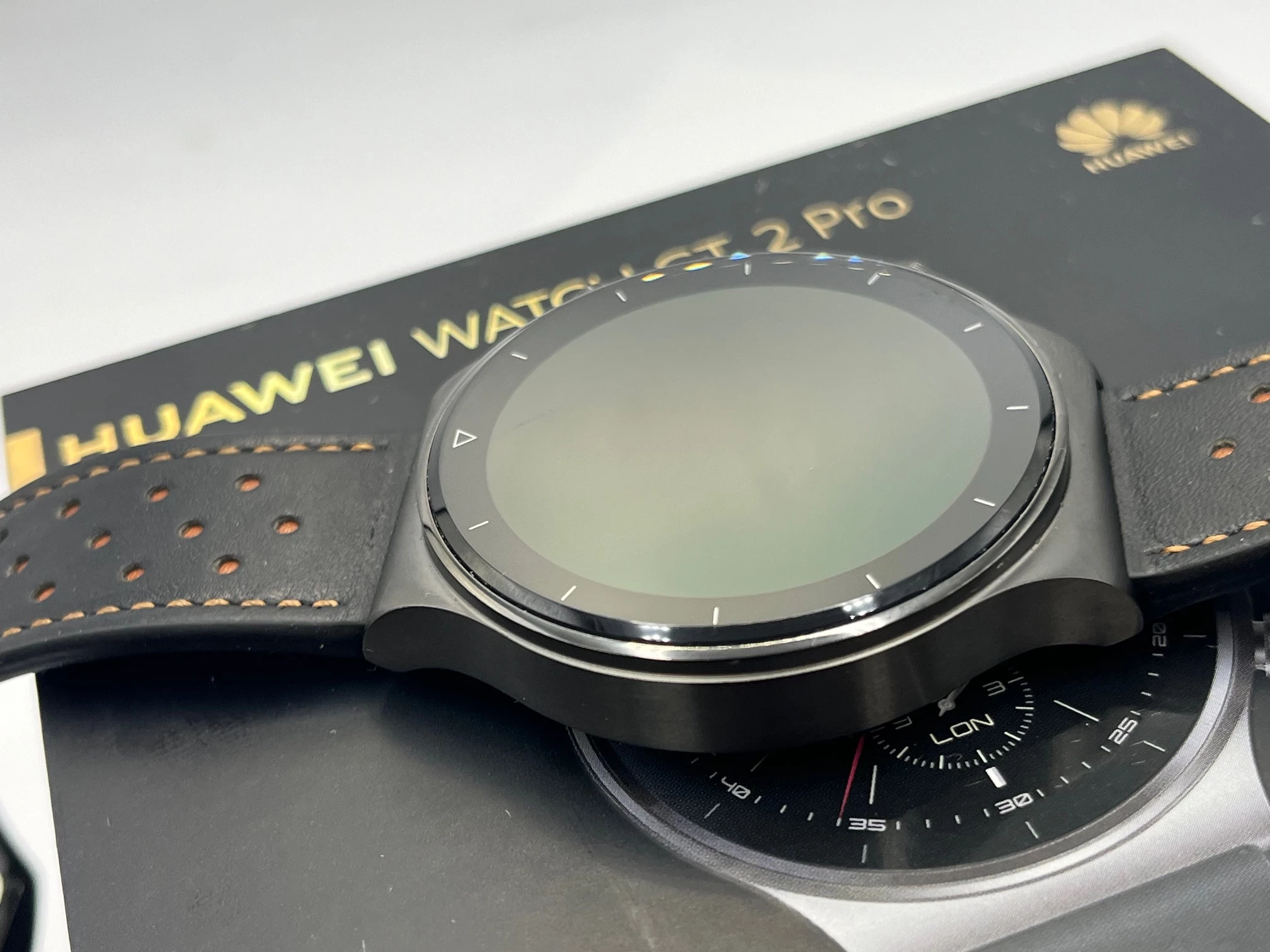 zegarek-huawei-watch-gt2-pro-komplet-ean-gtin-6972453166494