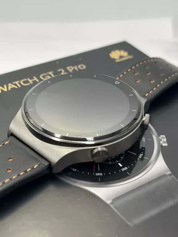 zegarek-huawei-watch-gt2-pro-komplet-rodzaj-smartwatch