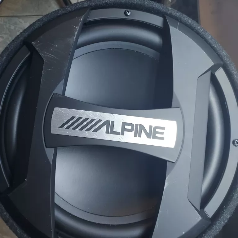 TUBA SAMOCHODOWA ALPINE BBX-T600 WZMACNIACZ SUBWOOFER ALPINE SWT-12S4 #KP