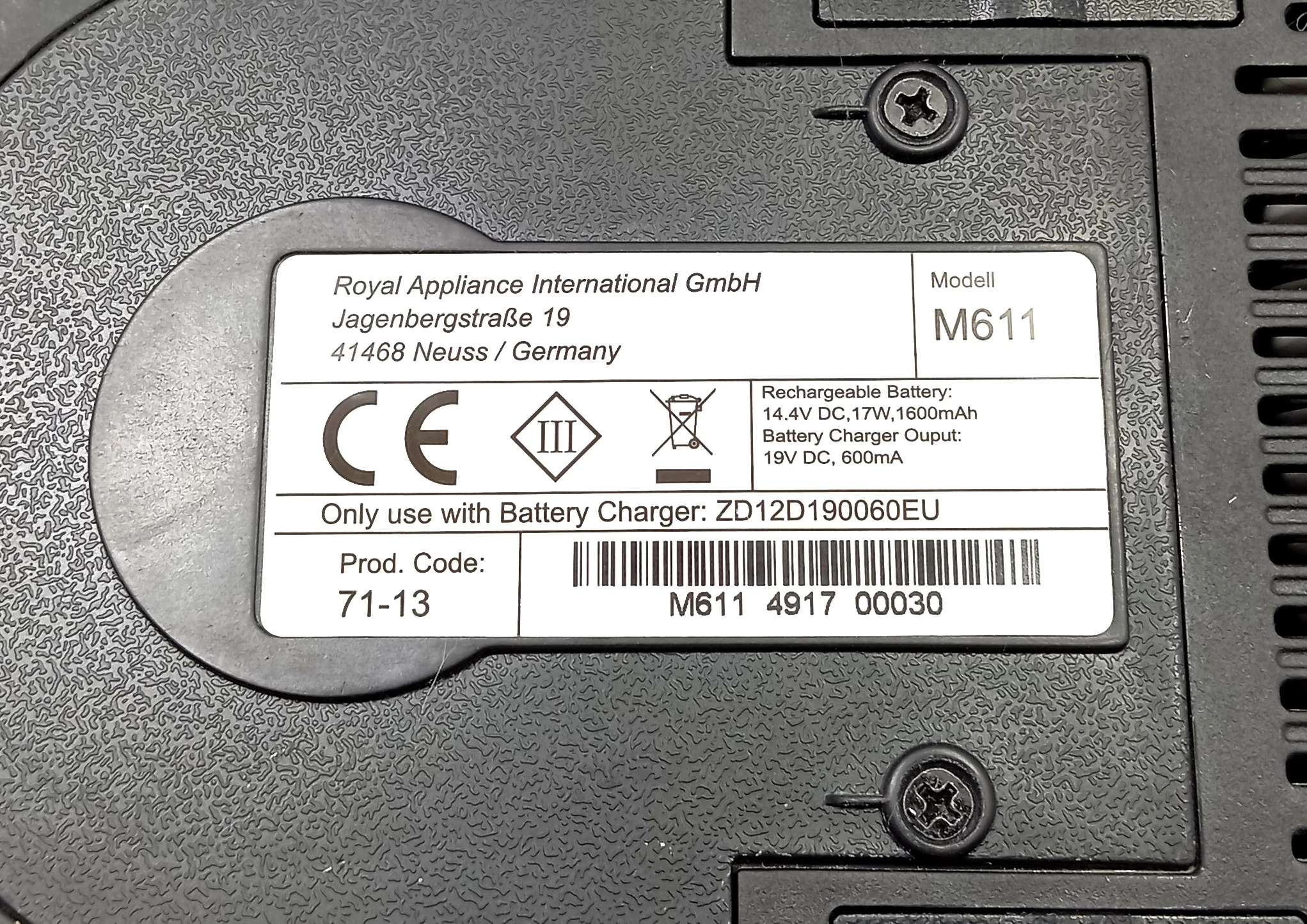 robot-sprzatajacy-dirt-devil-fusion-m611-czarny-model-fusion-m611