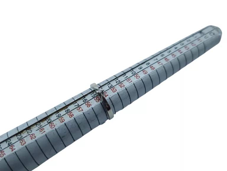 niebianski-zloty-pierscionek-zareczyny-diament-wycena-585-r15-rozmiarsrednica-wew-mm-372-15