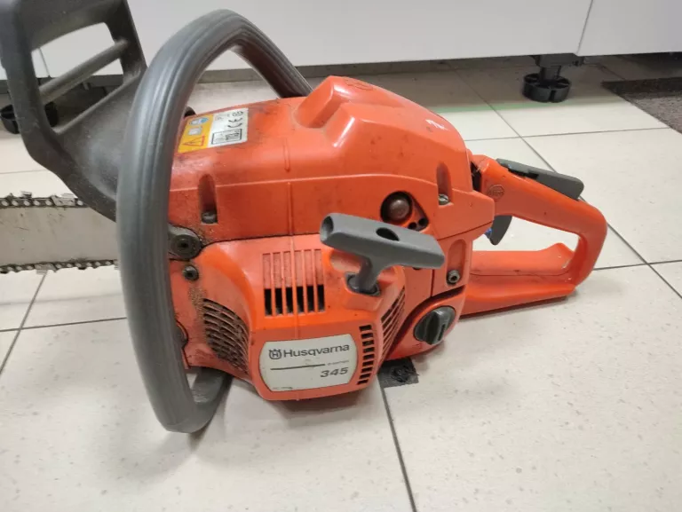 pila-spalinowa-husqvarna-345-stan-uzywany