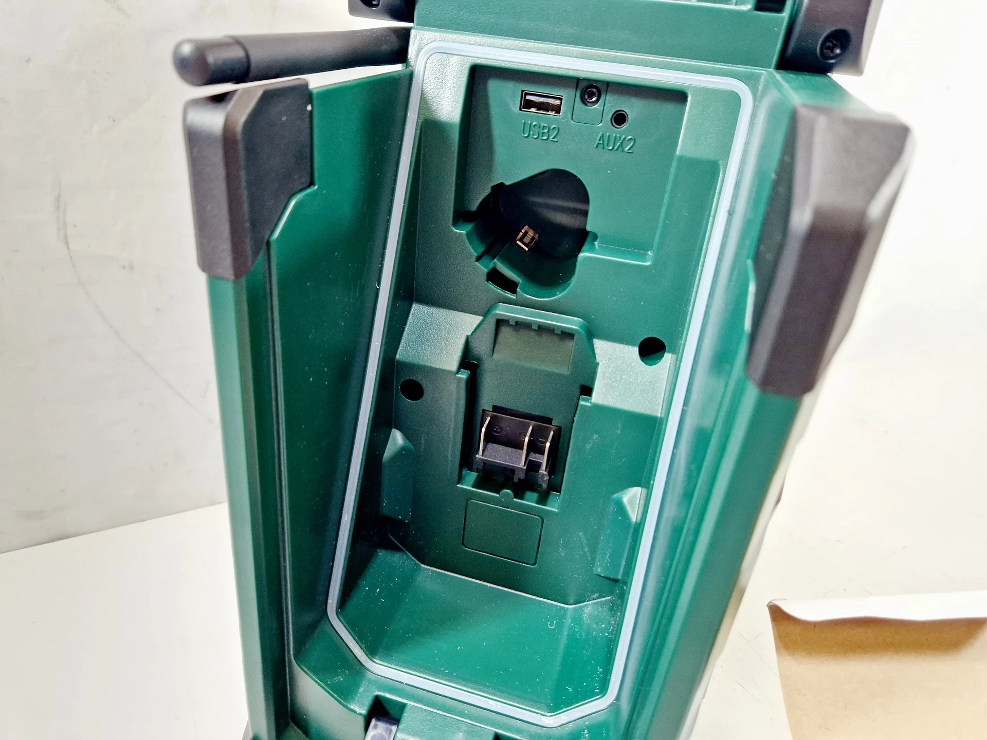 akumulatorowe-radio-budowlane-parkside-pbra-20-li-b2-dab-dab-fm-20v-kod-producenta-pbra-20-li-b2