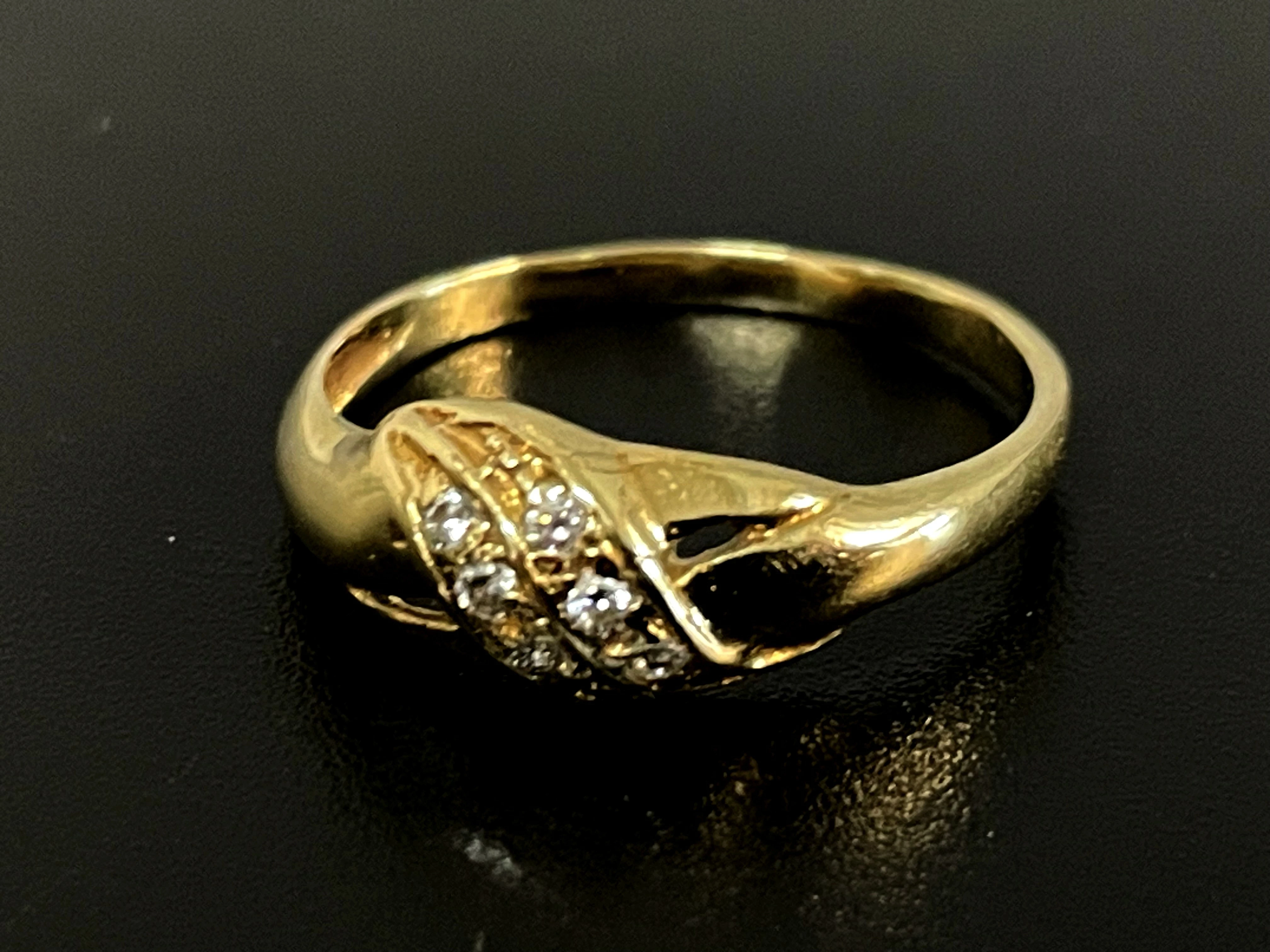 stylowy-zloty-pierscionek-cyrkonie-585-r16-pilsudskiego-15a-kwidzyn