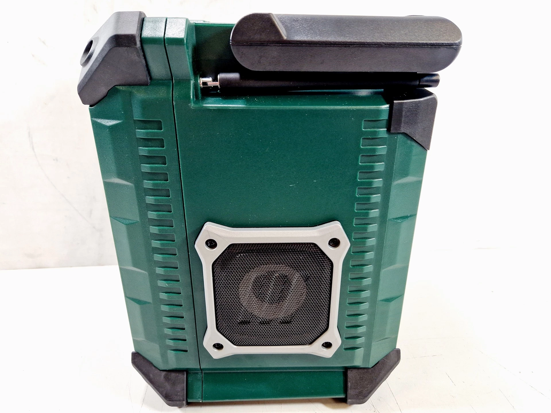 akumulatorowe-radio-budowlane-parkside-pbra-20-li-b2-dab-dab-fm-20v-product-id-833f42bd-ff14-4dc1-aac8-adcf797db51c