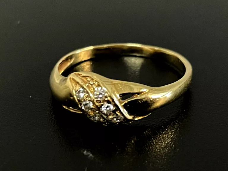 stylowy-zloty-pierscionek-cyrkonie-585-r16-pilsudskiego-15a-kwidzyn