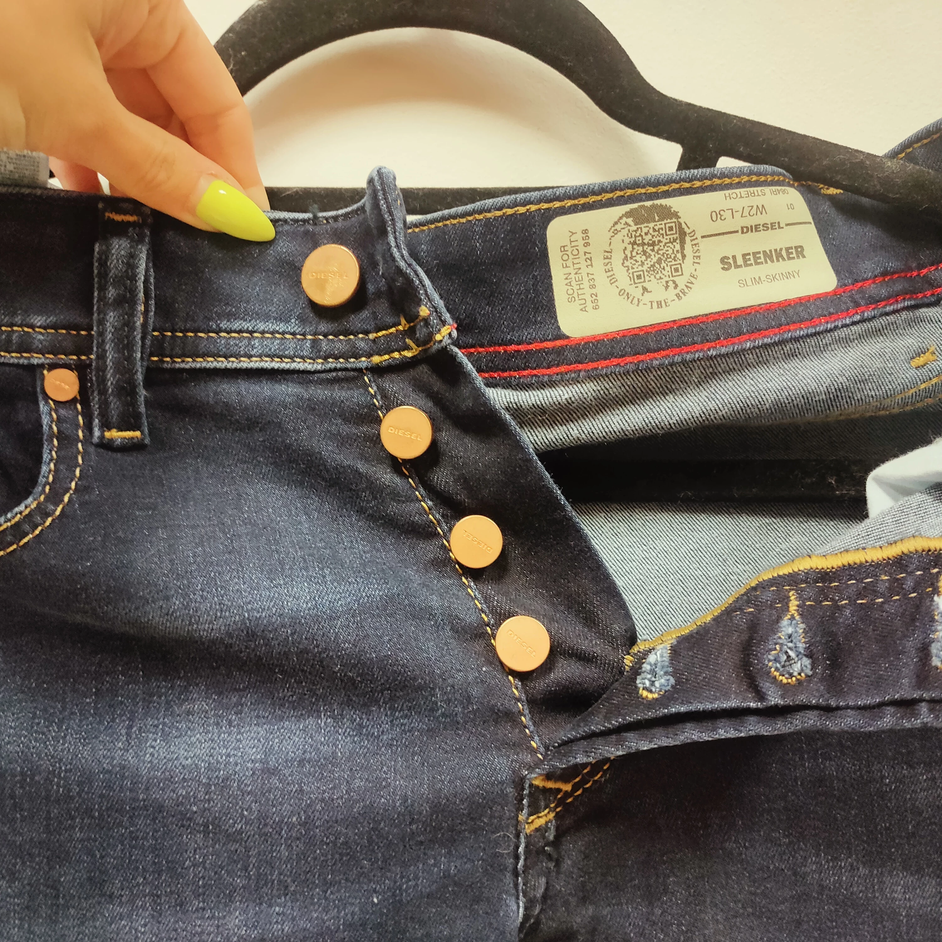 spodnie-jeansy-damskie-diesel-rn-93243-rozmiar-2730