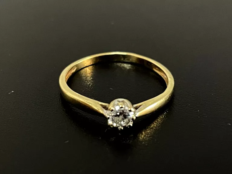 elegancki-zloty-pierscionek-cyrkonia-333-r12-pilsudskiego-15a-kwidzyn