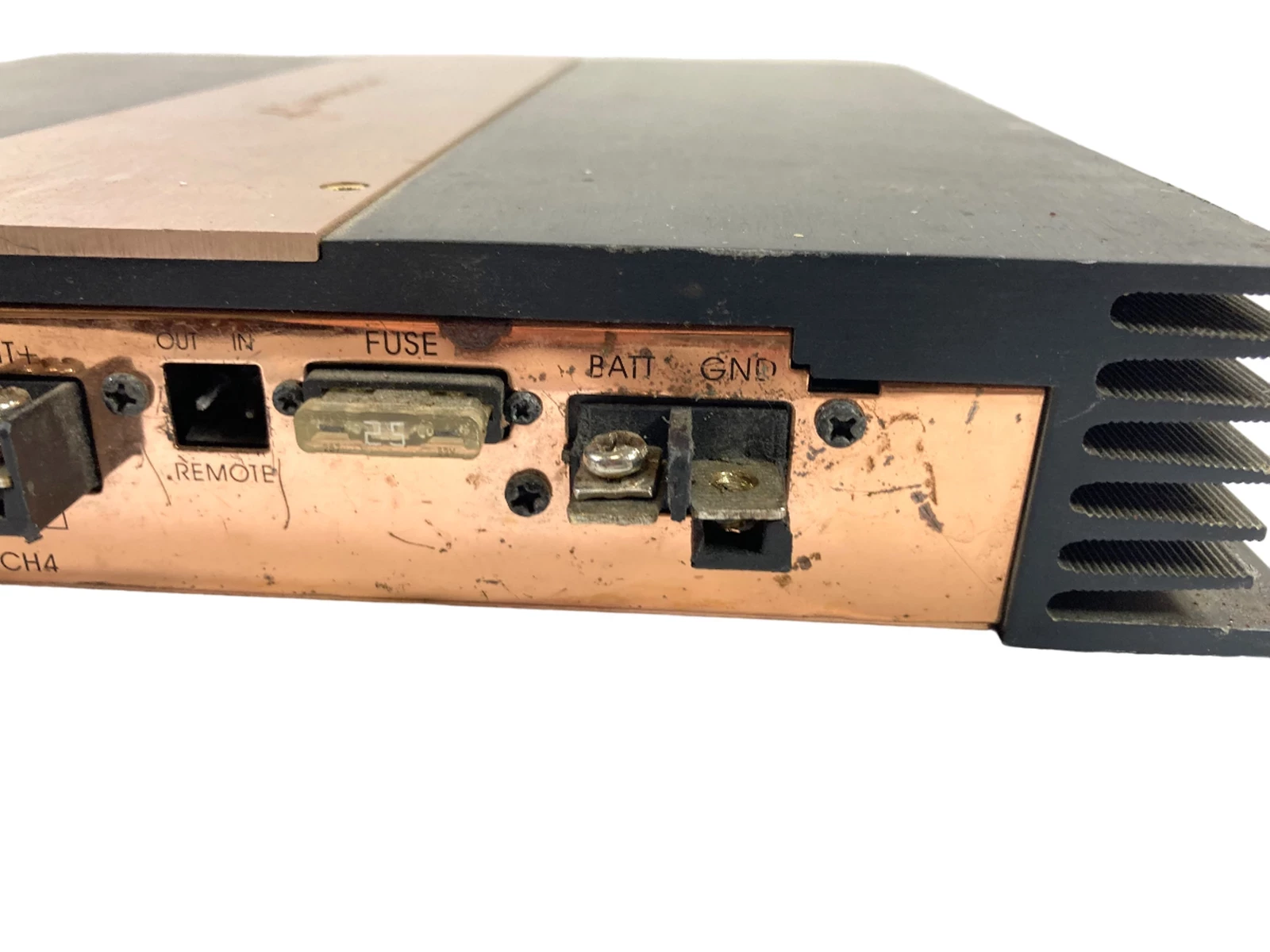 wzmacniacz-samochodowy-u-dimension-jr-4-300-300w-ean-gtin-4532817912888