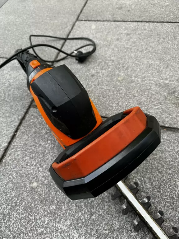 NOŻYCE ELEKTRYCZNE SIECIOWE LIDER EN 720