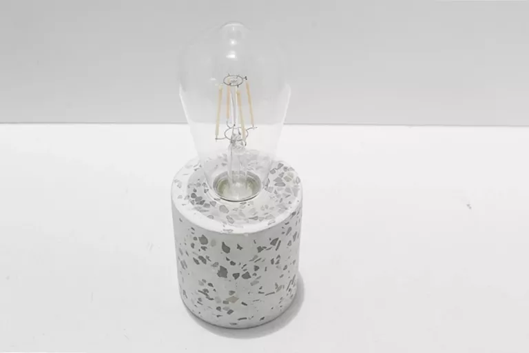 LAMPKA DEKORACYJNA LED LASTRYKO