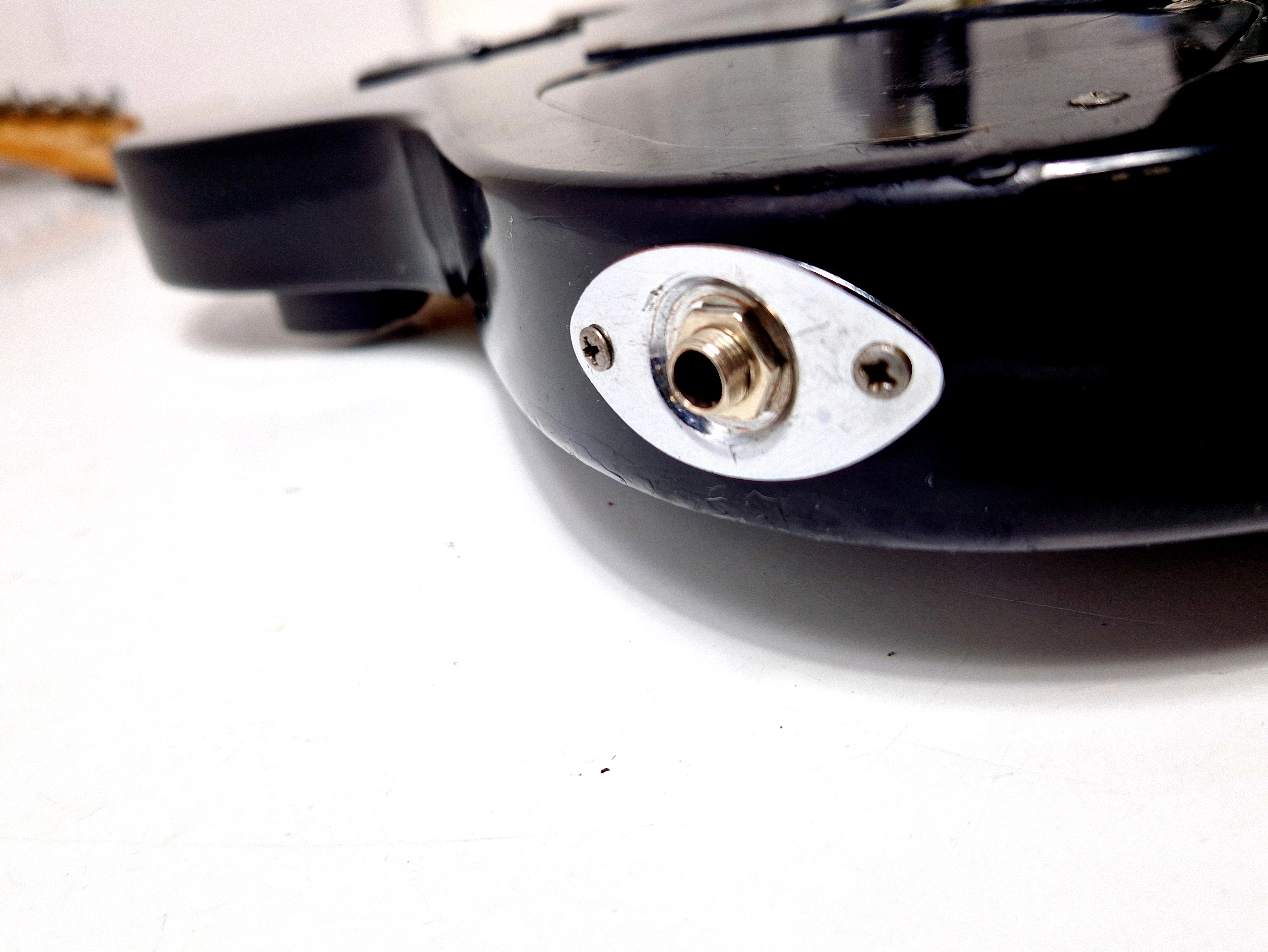 gitara-elektryczna-skyway-premiuym-edition-czarna-pokrowiec-marka-bez-marki