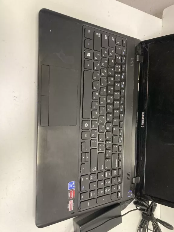 LAPTOP SAMSUNG 355E + LADOWARKA