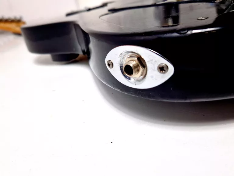 GITARA ELEKTRYCZNA SKYWAY PREMIUYM EDITION CZARNA + POKROWIEC