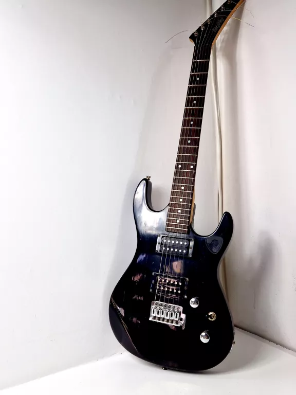 GITARA ELEKTRYCZNA SKYWAY PREMIUYM EDITION CZARNA + POKROWIEC
