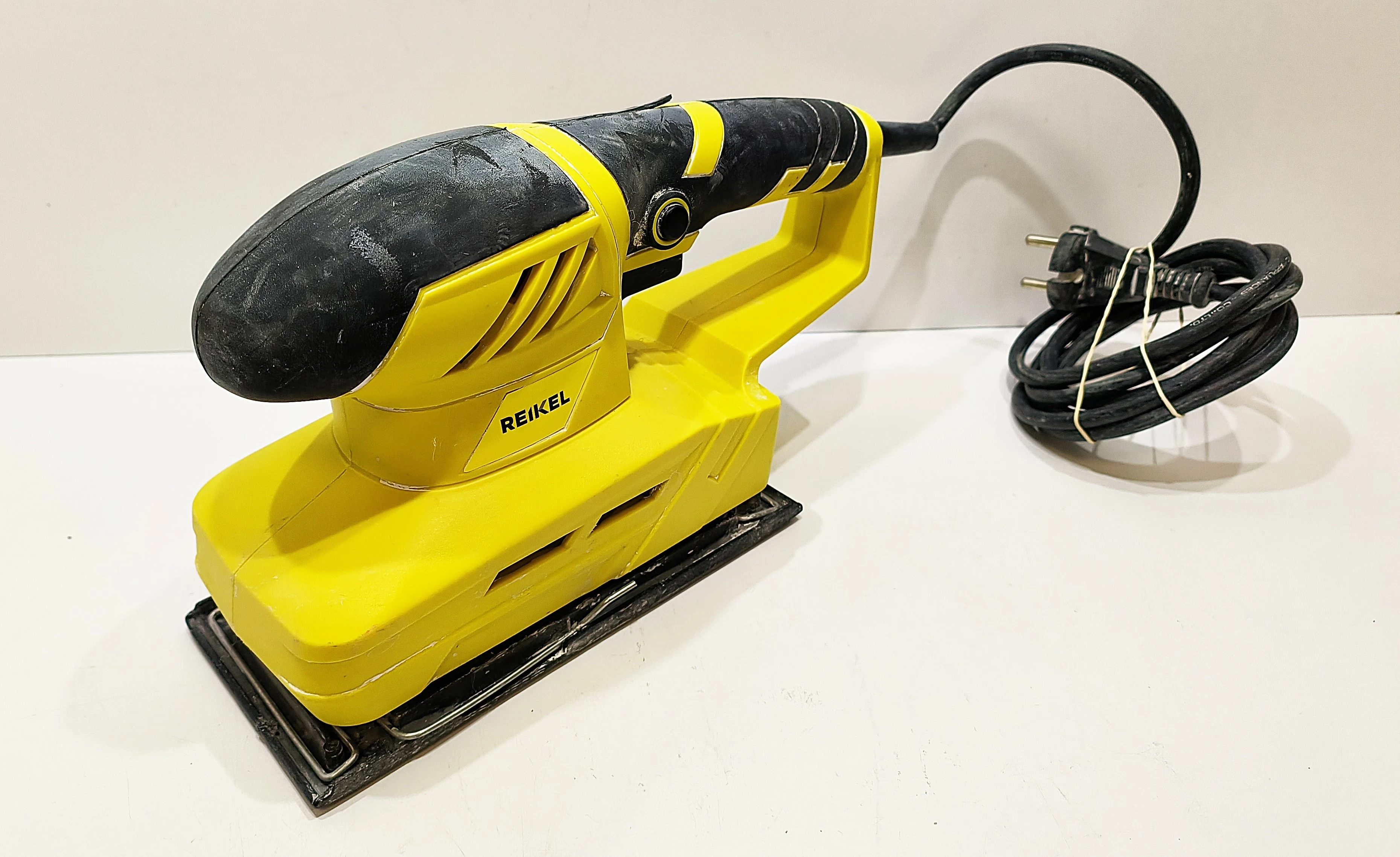szlifierka-reikel-ss116-rodzaj-zasilania-128529-2
