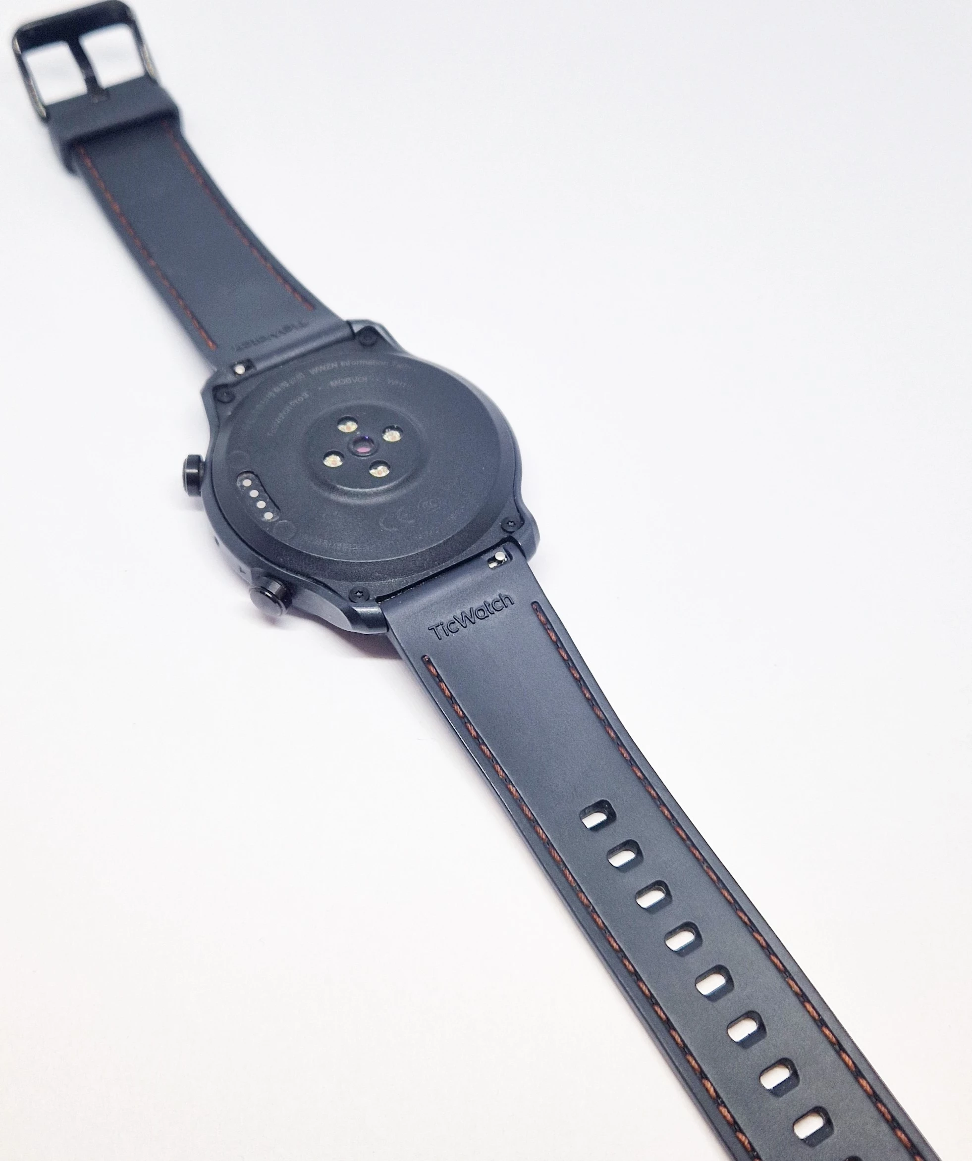 smartwatch-ticwatch-pro-3-komplet-model-249460-1815408