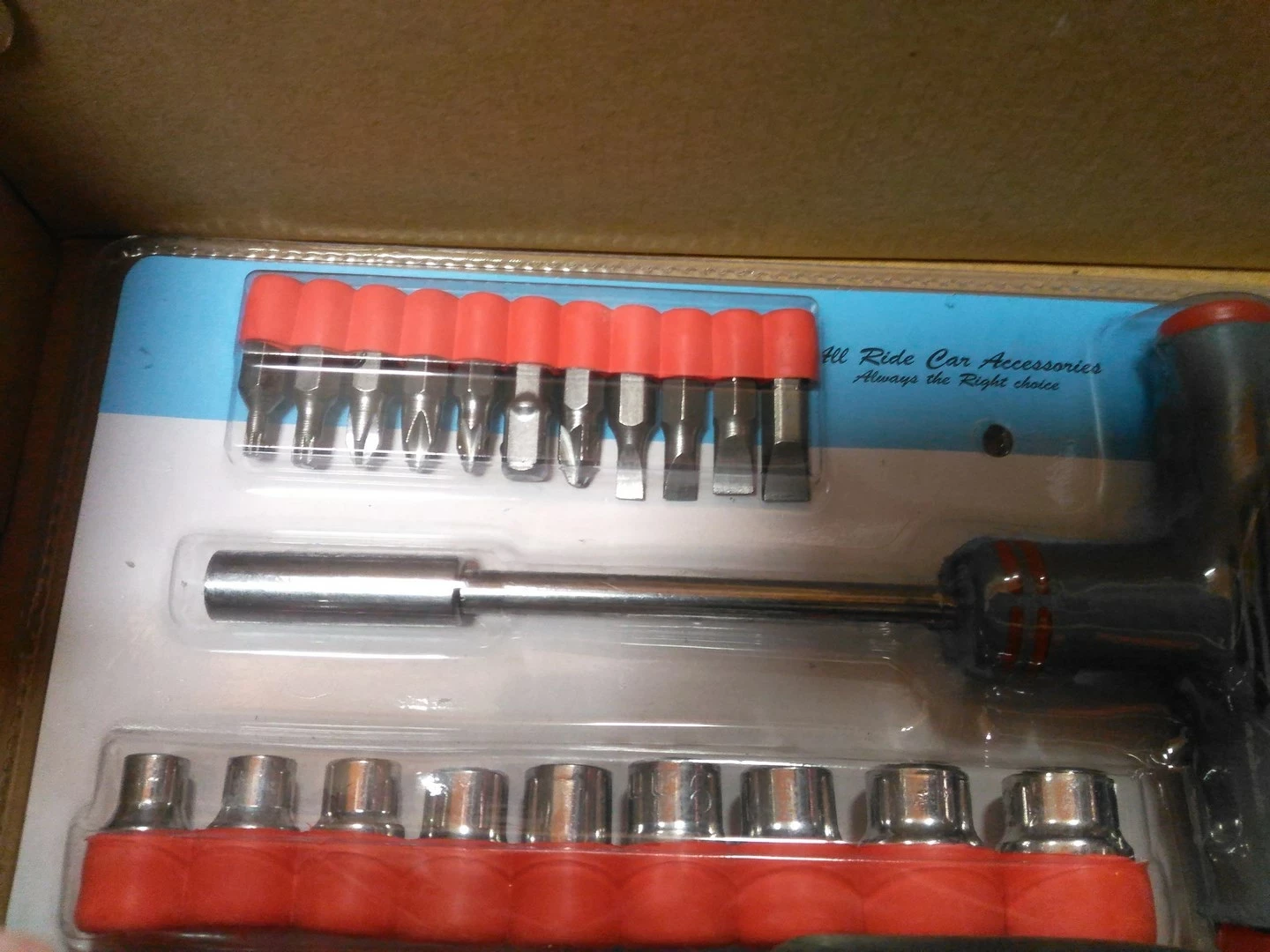 komplet-kluczy-i-narzedzi-marka-inna