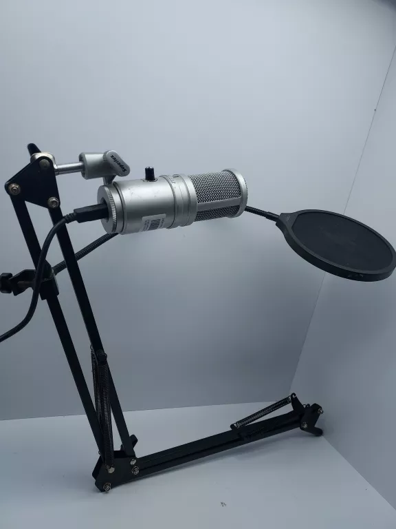 MIKROFON ZE STATYWEM E 205 U SUPER LUX