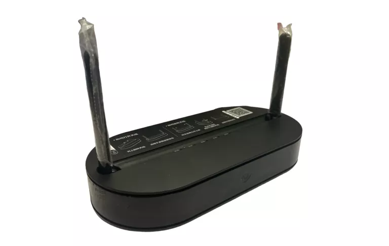 ROUTER HUAWEI HS8145V5 +ZASILACZ +PUDEŁKO