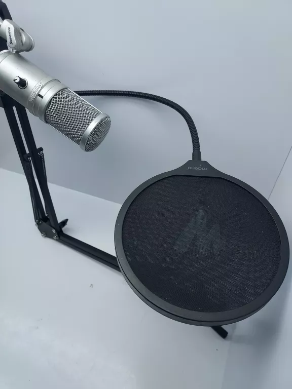 MIKROFON ZE STATYWEM E 205 U SUPER LUX