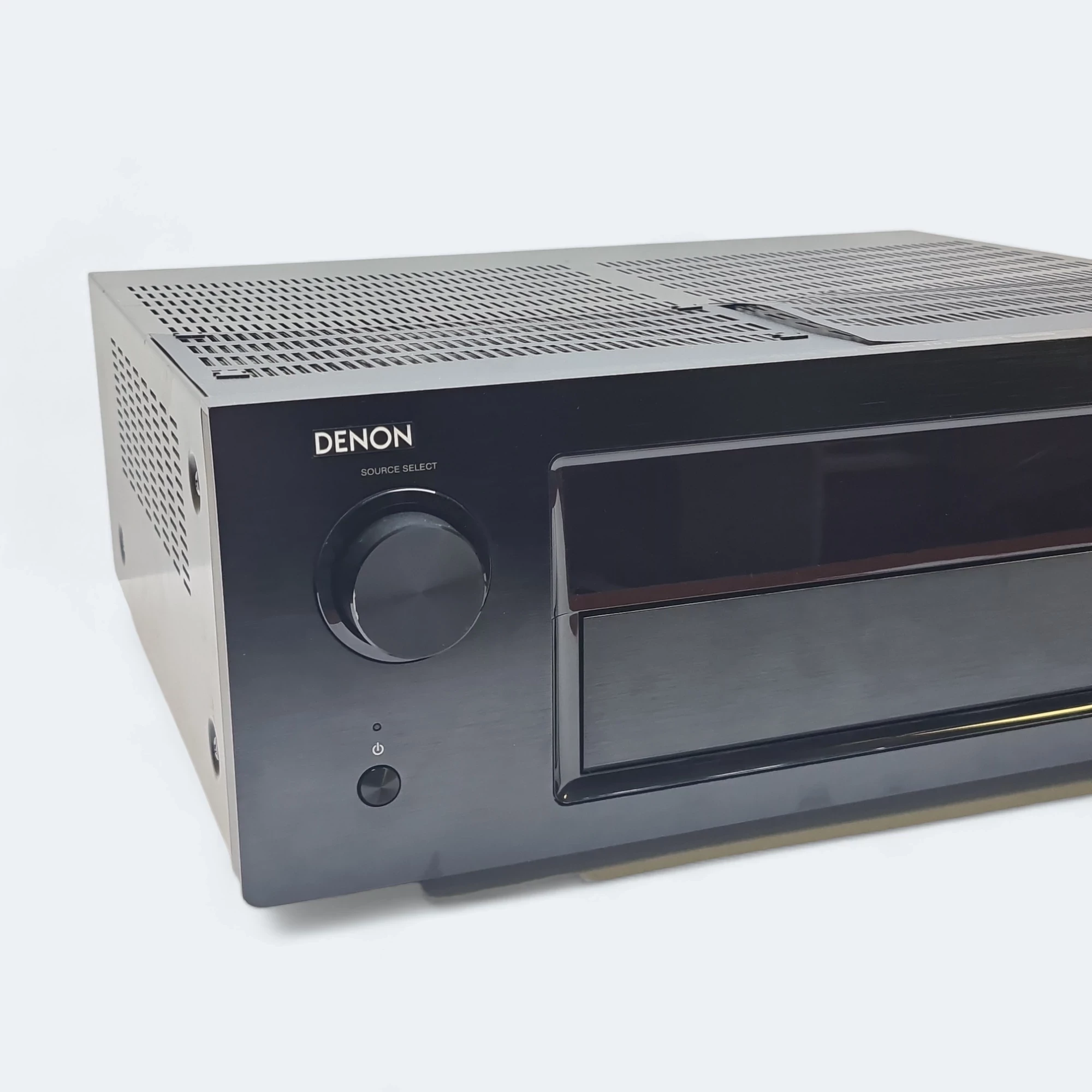 amplituner-denon-avr-x4000-72-czarny-kolor-czarny