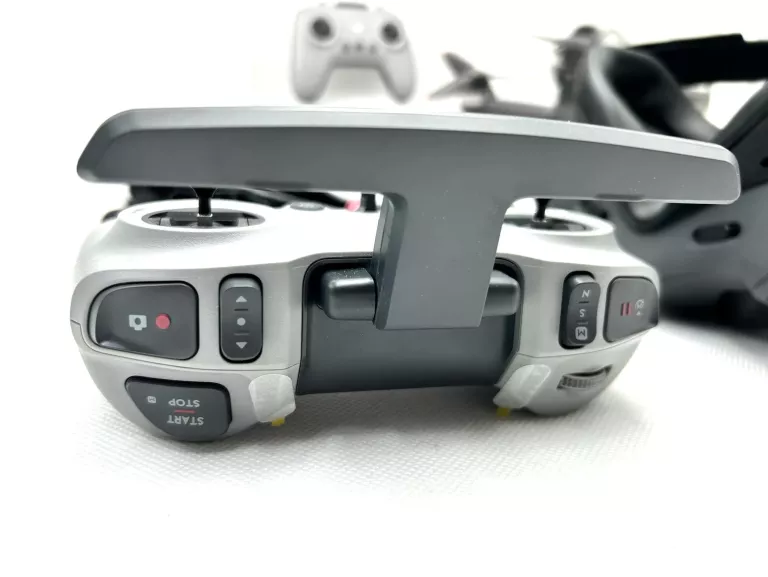 DRON DJI FPV FLY MORE COMBO - ZESTAW